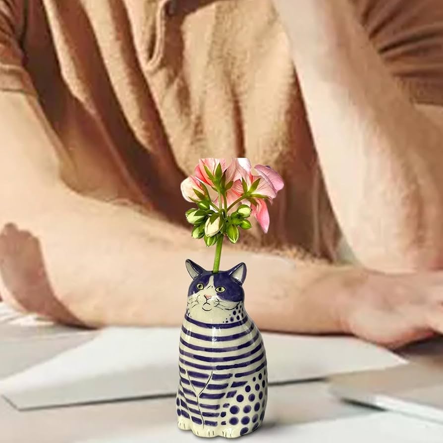可愛い猫型花瓶 楽天市場】花瓶 ねこ モチーフ フラワーベース 陶器 白 黒